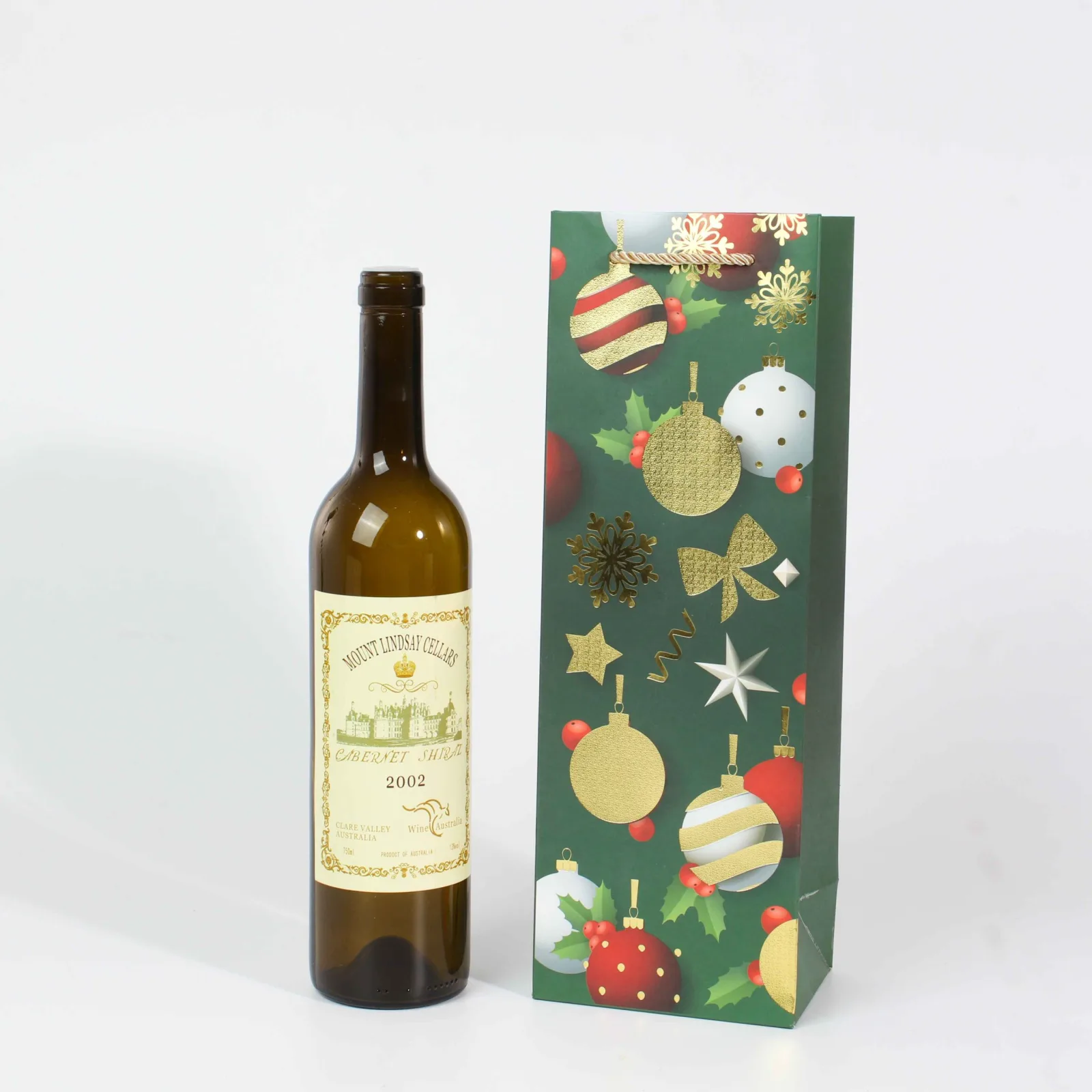 Christmas Wine Gift Bags with Gold Highlights 4