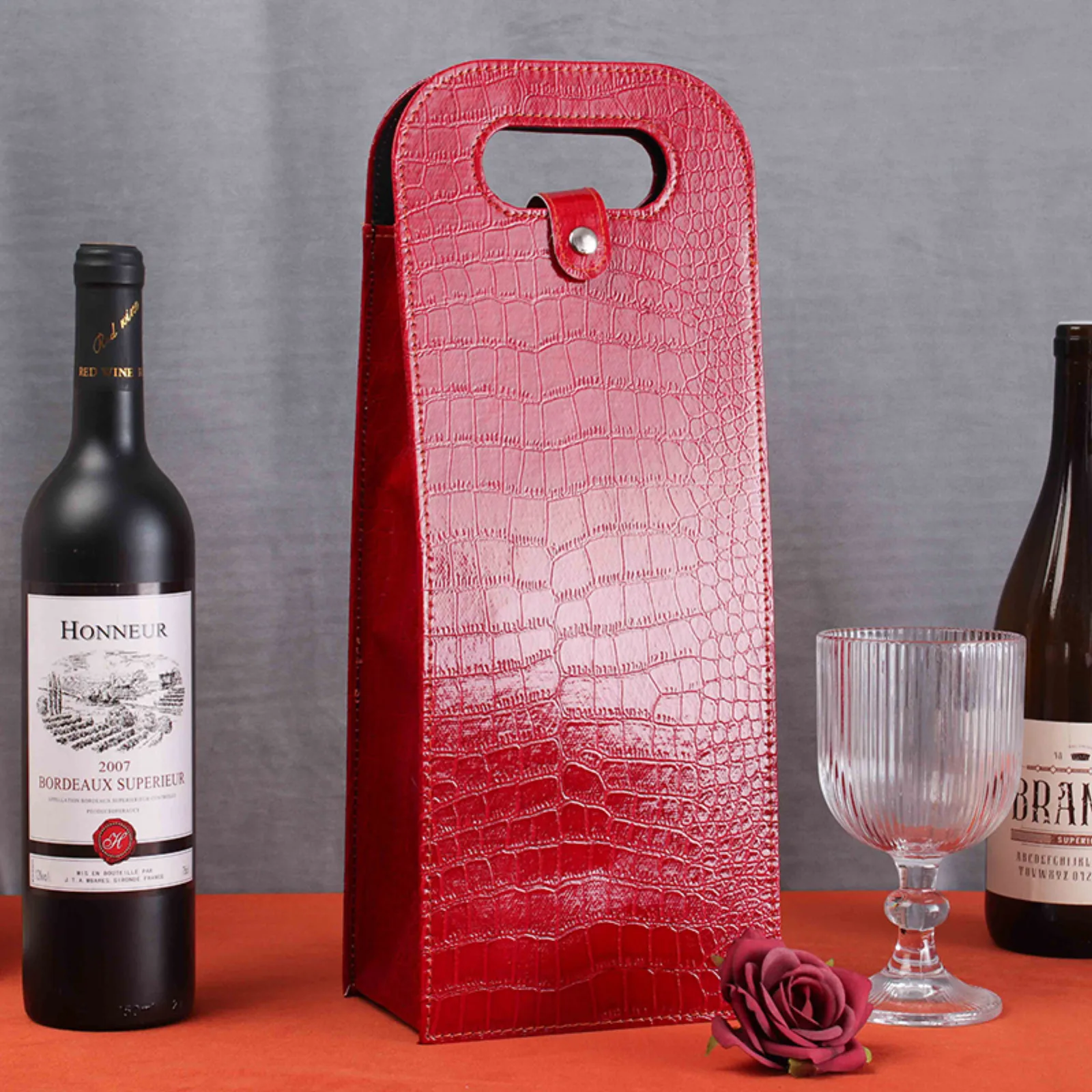 Leather Wine Bag for Gifting